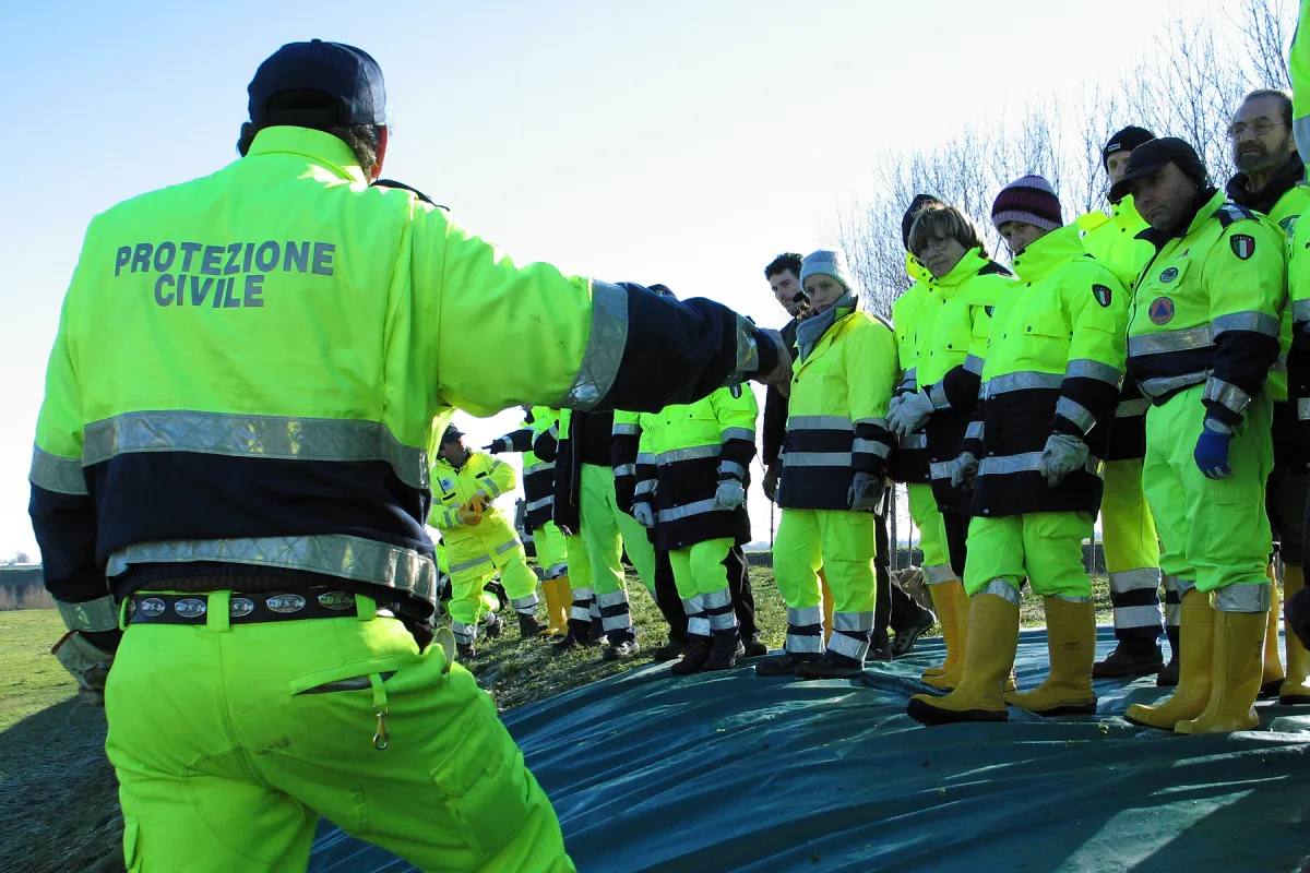 Anziano scomparso nell’Alto Tevere, mobilitata la Protezione civile: ricerche al via da Pietralunga