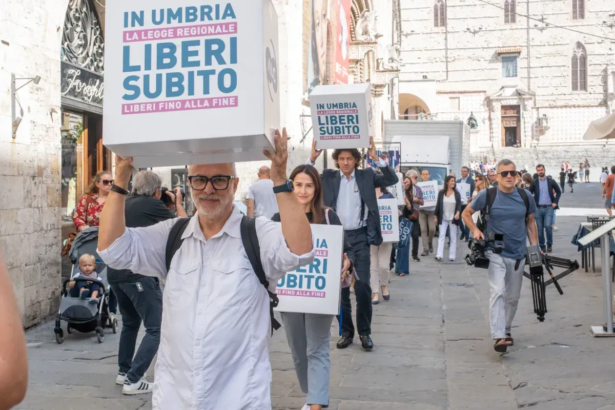 Fine vita in Umbria, verso il voto di settembre: i nodi della legge e le obiezioni dei movimenti pro vita