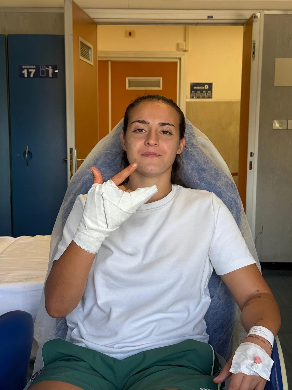 Ternana Women, intervento riuscito per Katia Ghioc: ora parte il recupero