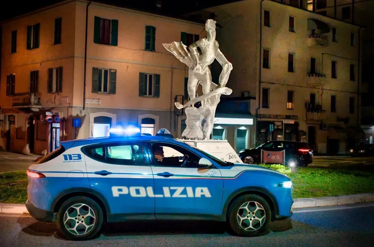 Terni, in casa aveva 60 grammi di cocaina, hashish e bilancini di precisione. 58enne finisce ai domiciliari