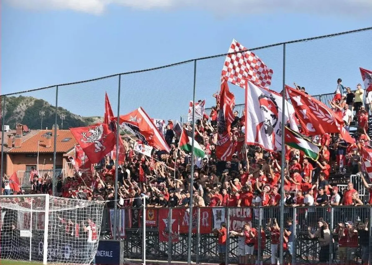 LIVE / Ravenna-Perugia 3-0, triplice fischio: biancorossi sconfitti in dieci al "Benelli". Primo ko del campionato