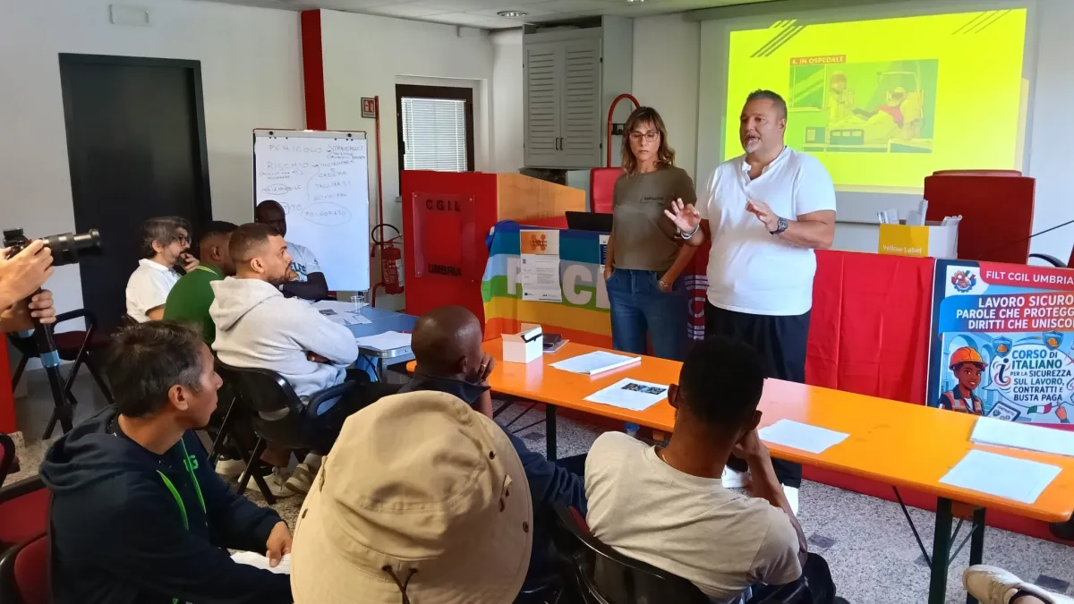 Italiano, sicurezza e diritti sul lavoro: a Perugia il corso della Filt Cgil per 400 magazzinieri stranieri