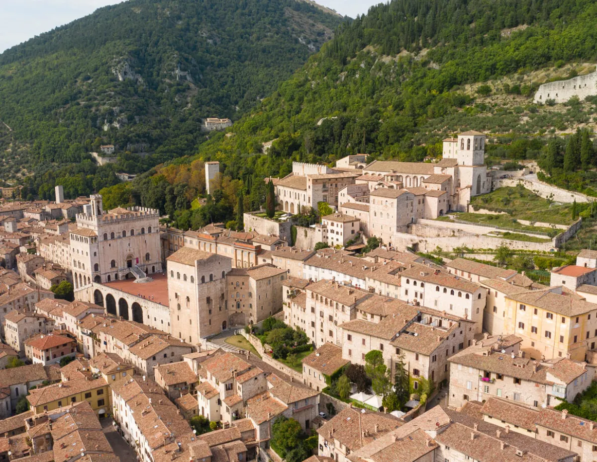 Aree interne, 9,1 milioni per il Nord Est dell’Umbria: Gubbio capofila di dieci Comuni