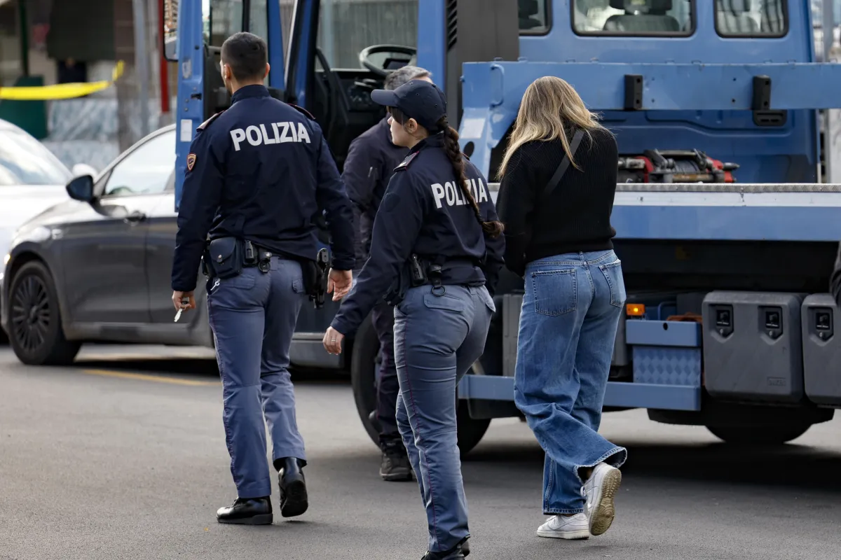 Foligno, furto da un’auto in sosta: la polizia arresta una 46enne
