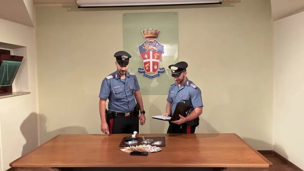Perugia, viavai sospetto nel condominio: 47enne arrestato per spaccio di cocaina