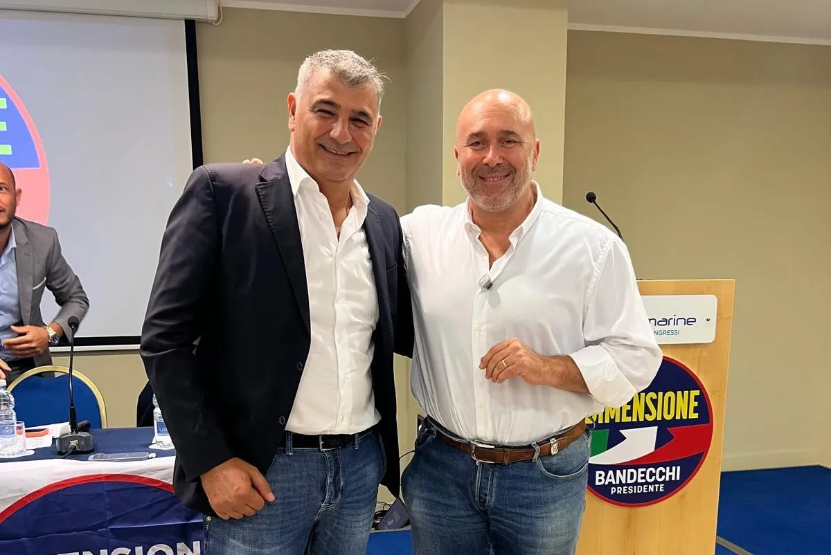Bandecchi sbarca in Sardegna con Felleca: l'asse centrista e il piano per le politiche