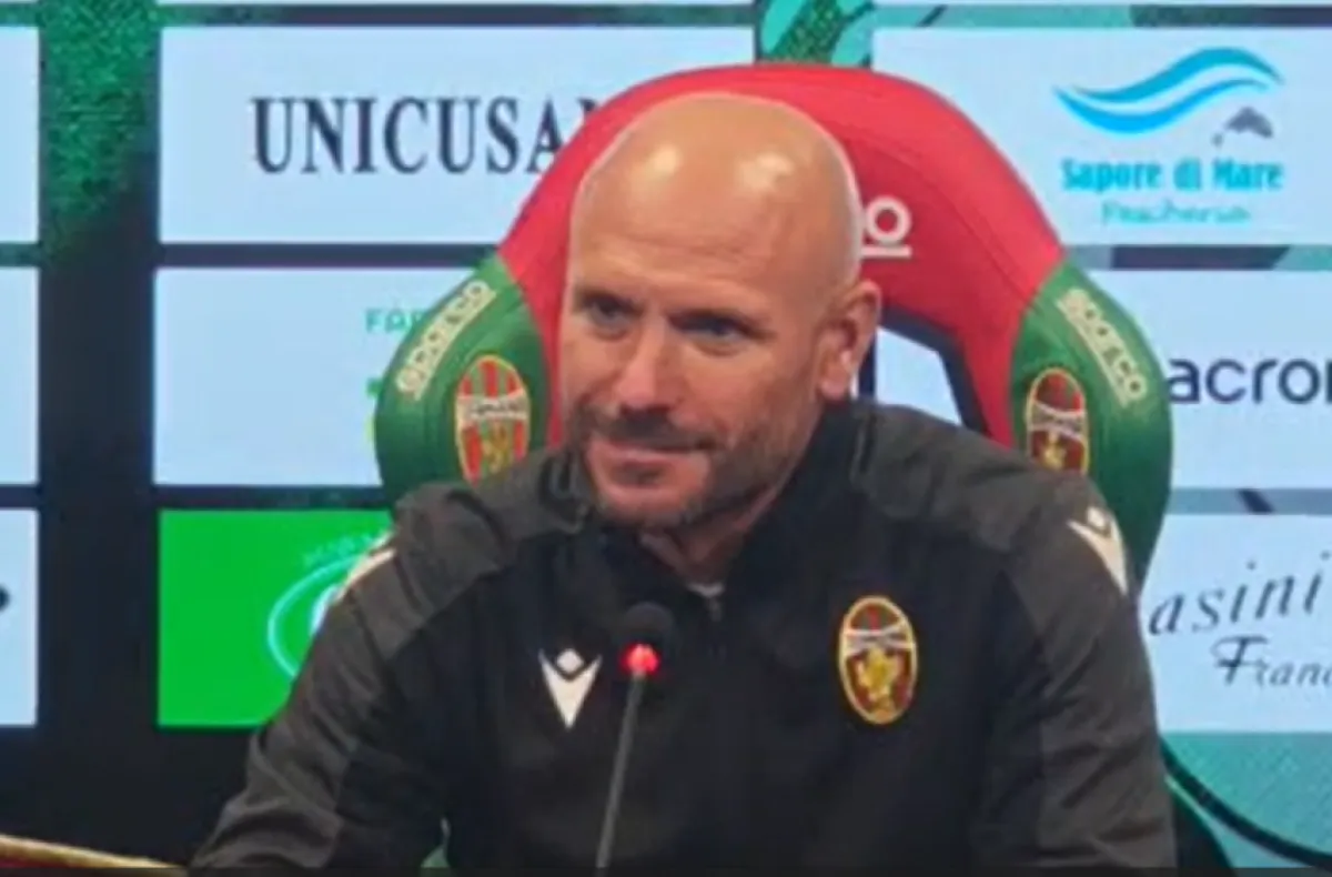 Nuova Ternana, Lisuzzo studia le alternative: assenze e giovani per la sfida alla Lucchese