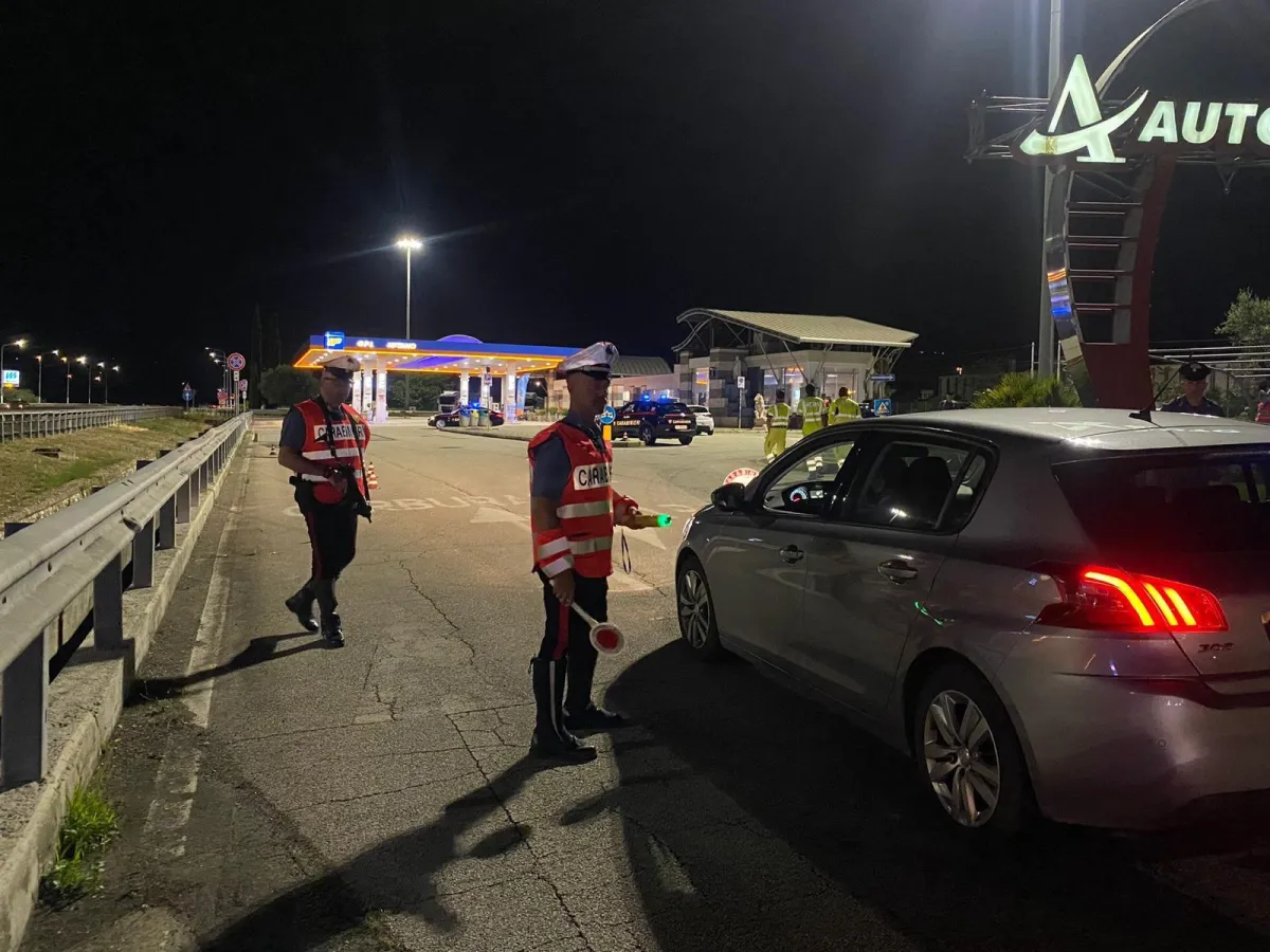 Terni, stretta sulla movida nel weekend: due segnalazioni per droga e due patenti ritirate
