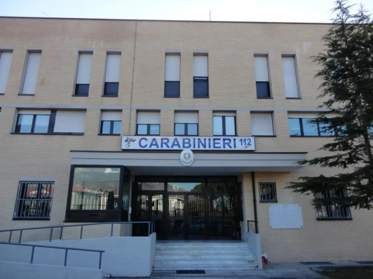 Gubbio, furto alla Biblioteca Sperelliana: denunciato un 35enne per aver forzato un distributore