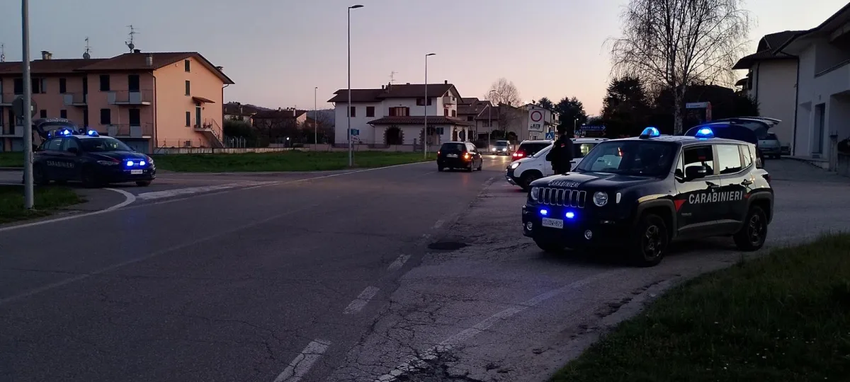 Controlli dei Carabinieri nell’Alto Tevere: identificate 71 persone e verificati 53 veicoli